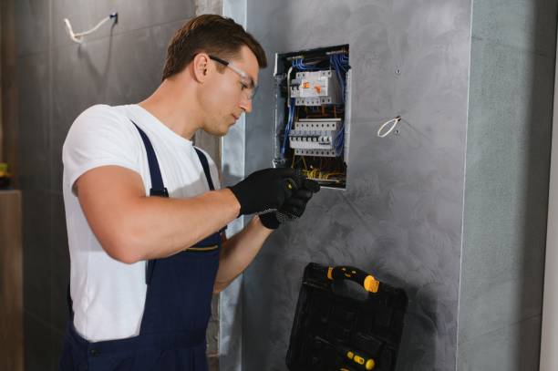 Best Licensed Electrician  in Oak Hills, PA